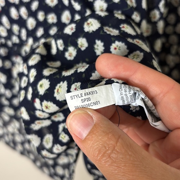 J. Crew Floral Print tiered midi dress size 00 - Picture 9 of 13